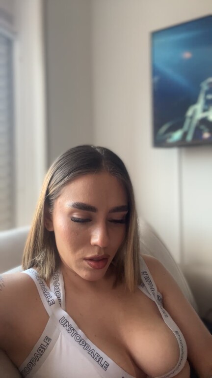 MadisonReeds's Streamate show and profile