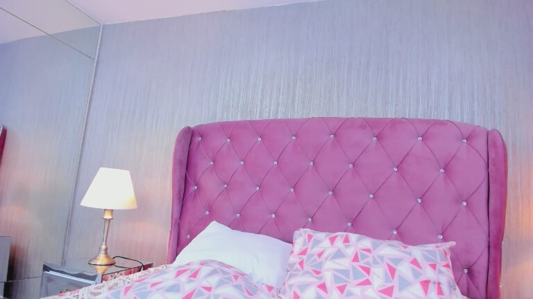 CrystalDavis's Streamate show and profile