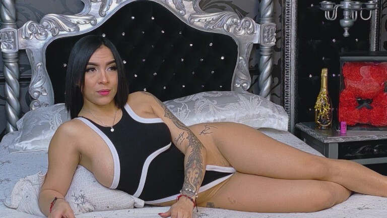 AnetteLawrence's Streamate show and profile