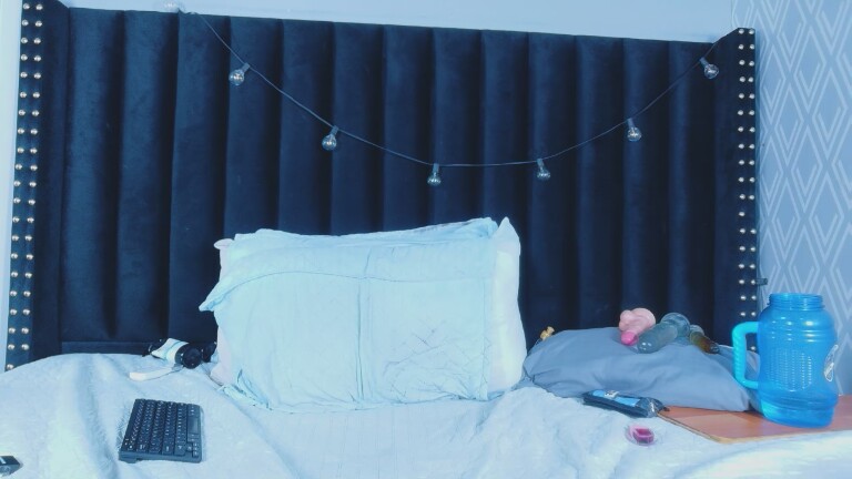 Hotlatinateacher's Streamate show and profile