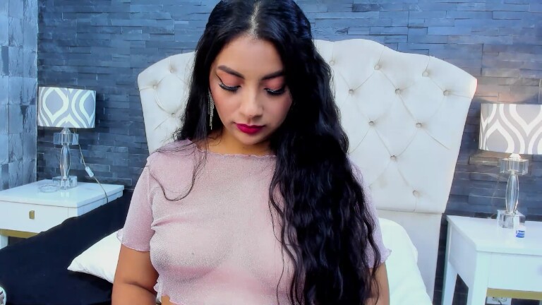 AntonellaHopson's Streamate show and profile