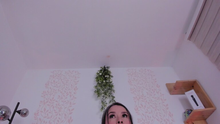 HannaRogerss's Streamate show and profile