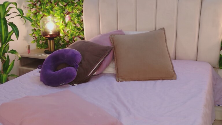 Nomohah_sainz's Streamate show and profile