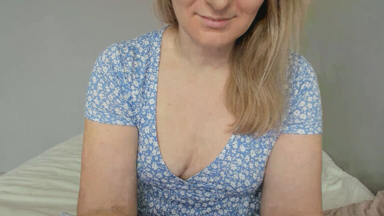 XxSweety_GirlxX's Streamate show and profile