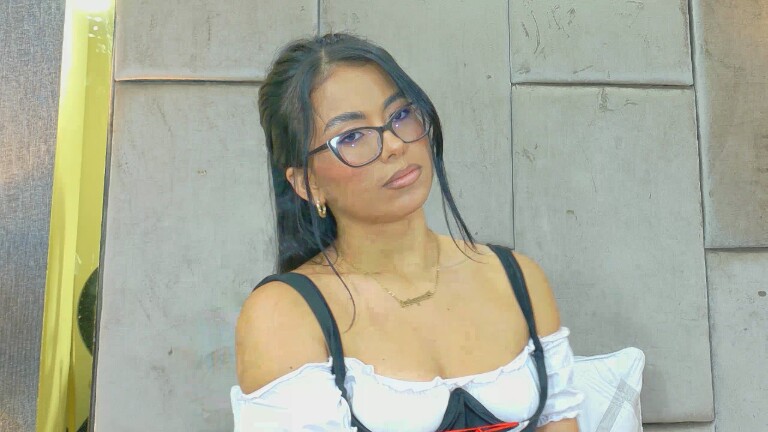 AishaVelvet's Streamate show and profile