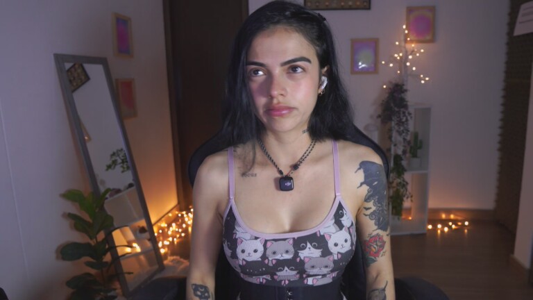 AlissonnovaXX's Streamate show and profile