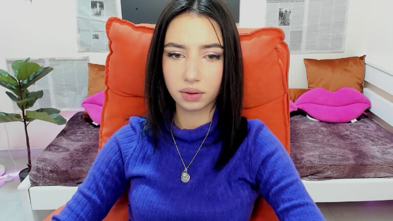 SarahTray's Streamate show and profile