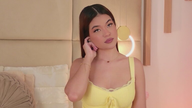 GiaRosset's Streamate show and profile