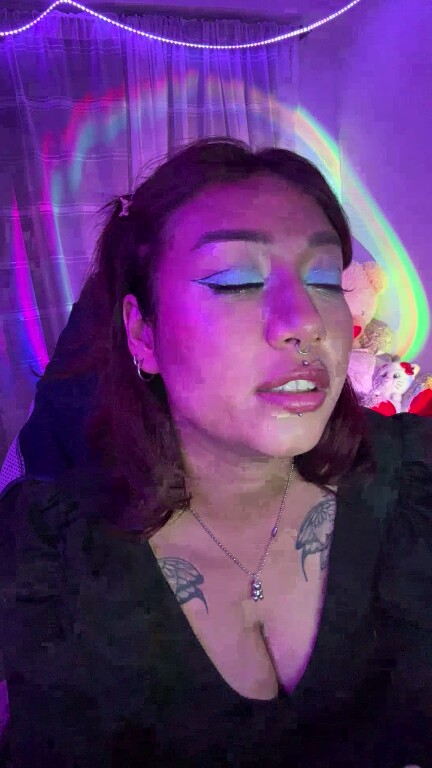 Ameliees's Streamate show and profile