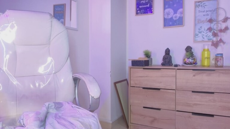 blueehazell18's Streamate show and profile