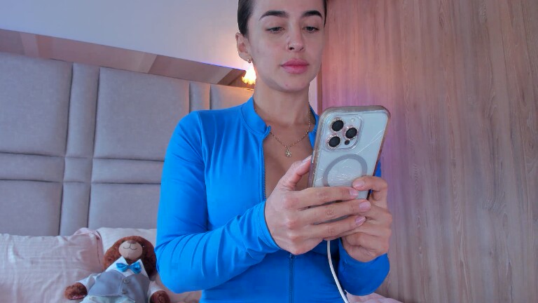 MacarenaEscobar27's Streamate show and profile