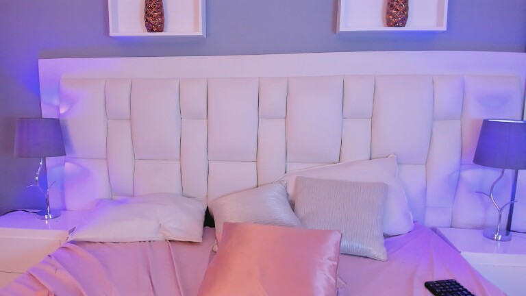 Arianamiiller's Streamate show and profile