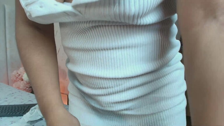 BETTY_BOOGB's Streamate show and profile