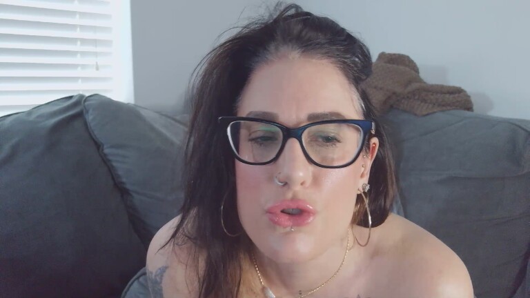 IvyBelle_MilfUK's Streamate show and profile