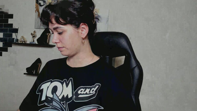 GlamNova's Streamate show and profile