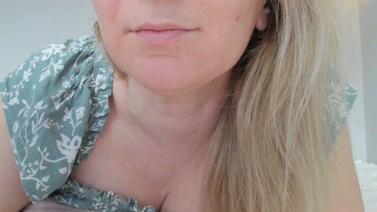 XxSweety_GirlxX's Streamate show and profile