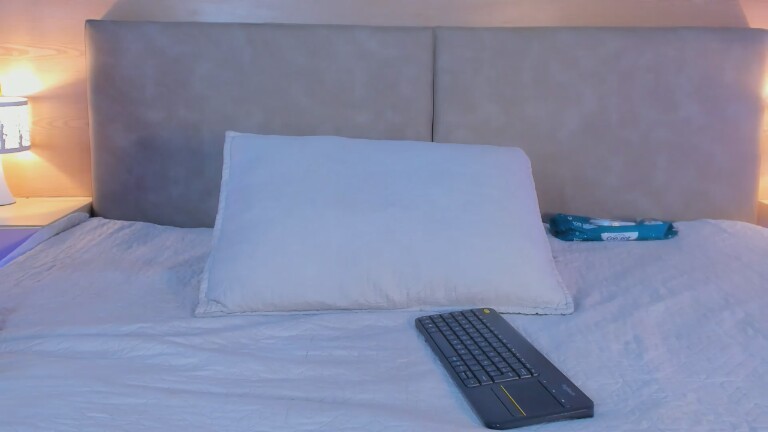 Anne_Millerr's Streamate show and profile