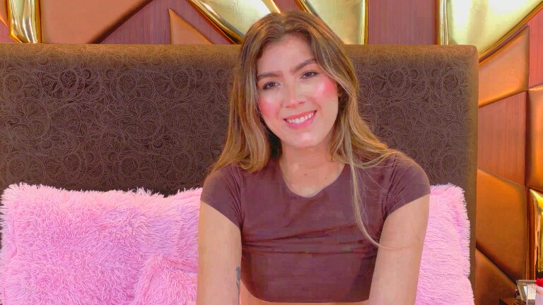 LauraFord's Streamate show and profile