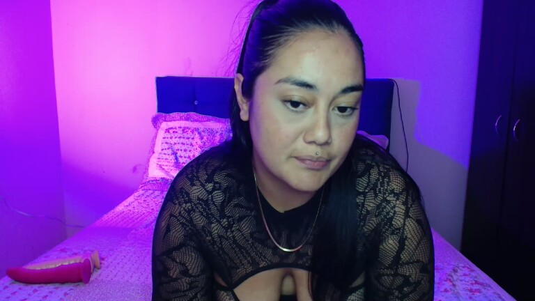 SamaraHotty69's Streamate show and profile