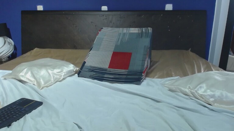 ZoeQueens's Streamate show and profile