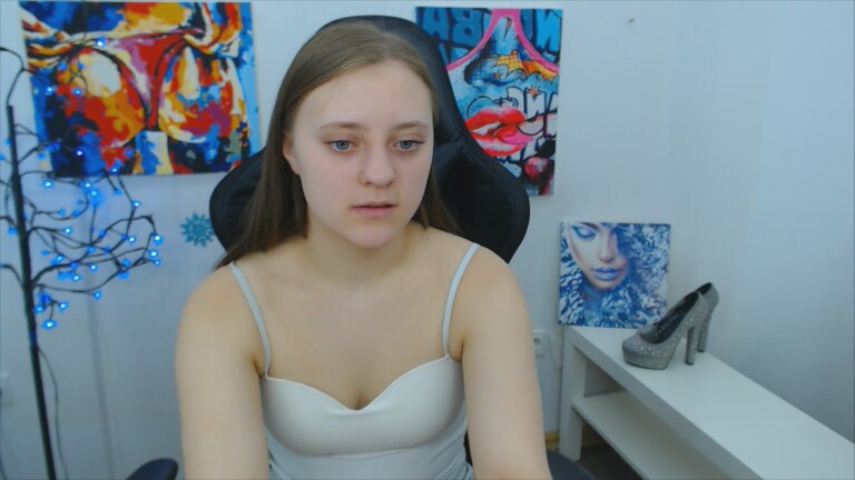 ArinaBelly's Streamate show and profile