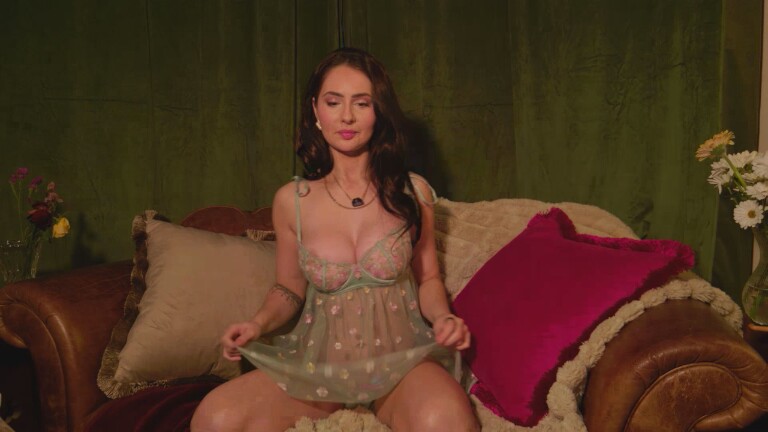 LottieRoseUK's Streamate show and profile