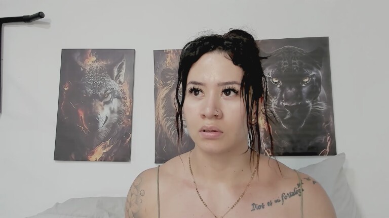 AngelMartins's Streamate show and profile