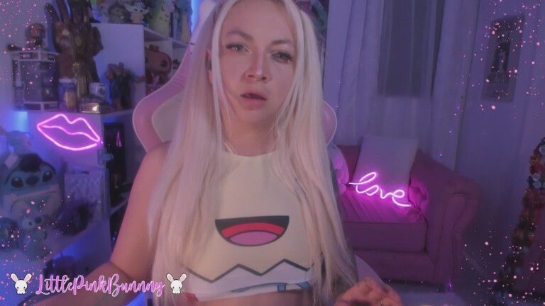 LittlePinkBunnny's Streamate show and profile