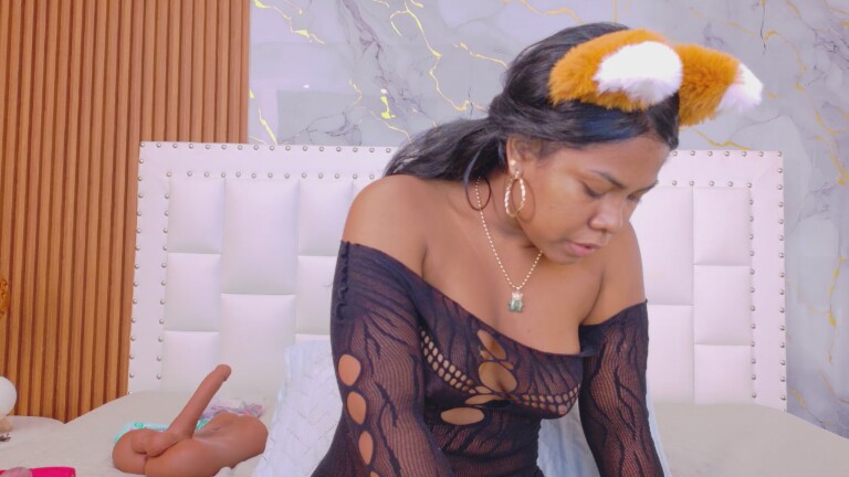 sasshhaaa's Streamate show and profile