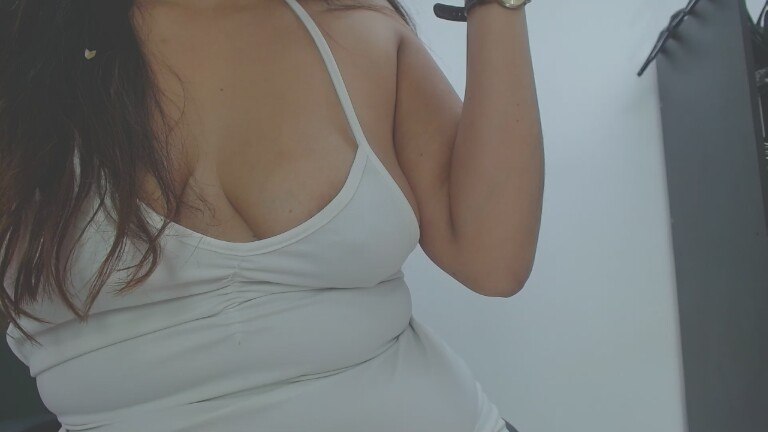 LunaDumont's Streamate show and profile