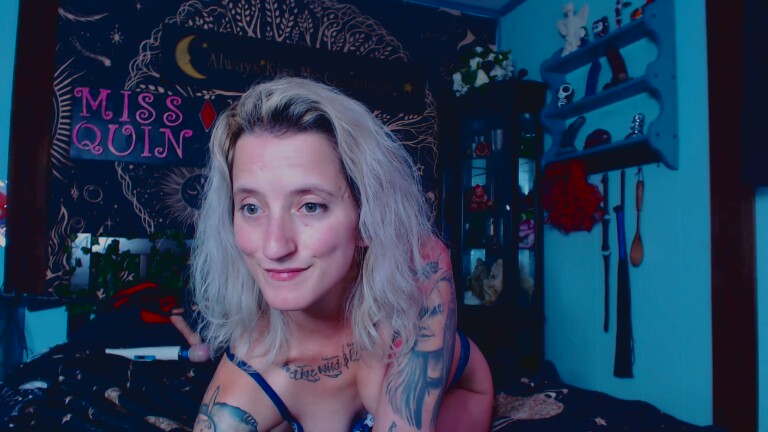 MissQuinCam's Streamate show and profile