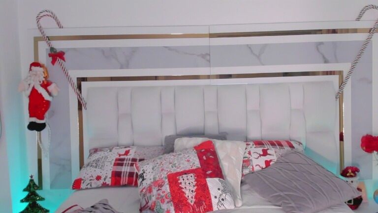 sara_mejia69's Streamate show and profile