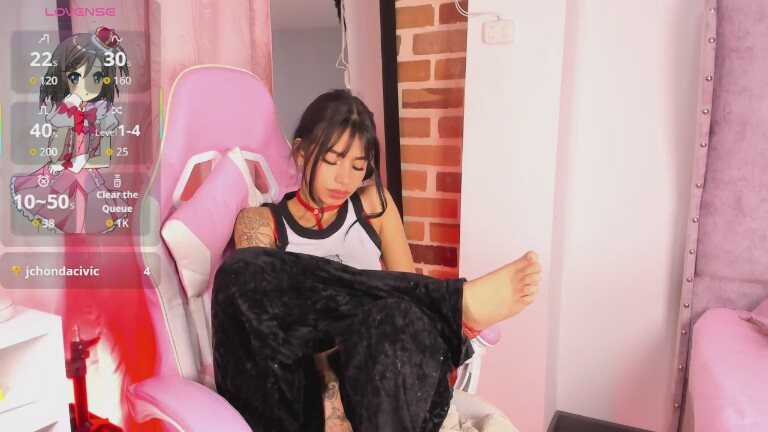 kazumiii's Streamate show and profile