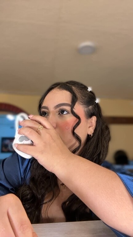 Evelin_Lombardi's Streamate show and profile