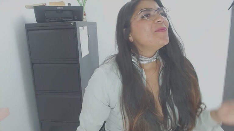 LunaDumont's Streamate show and profile