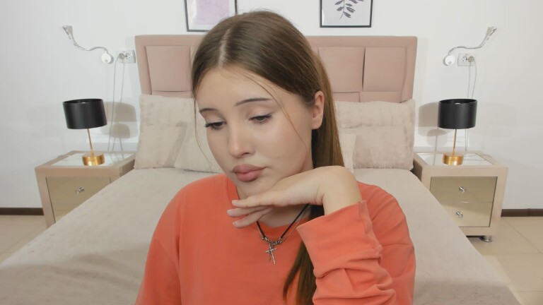 LollaDolla's Streamate show and profile