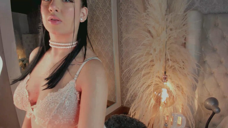 Dannah_Gomez's Streamate show and profile