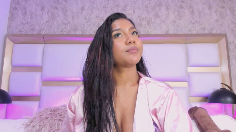 AdaraMillss's Streamate show and profile