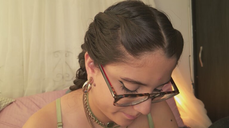 HaileyBunny_18's Streamate show and profile