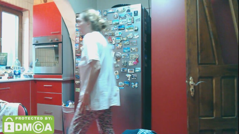 blondeangel_4u2's Streamate show and profile