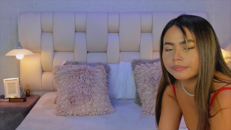 EmmaPrinncess's Streamate show and profile