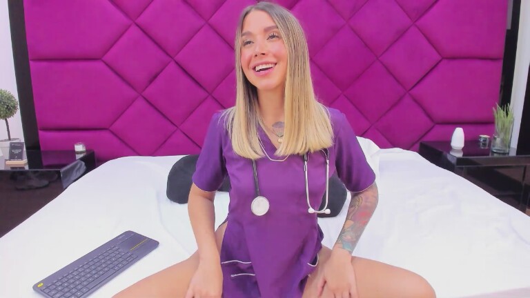 AlessaMills's Streamate show and profile