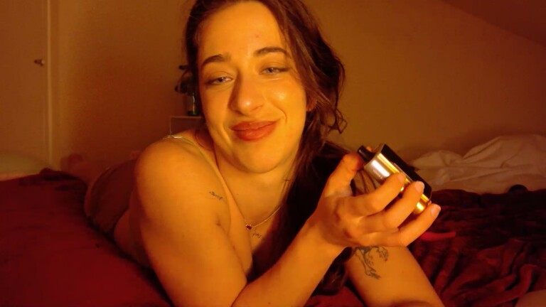 KlaraDelgado's Streamate show and profile