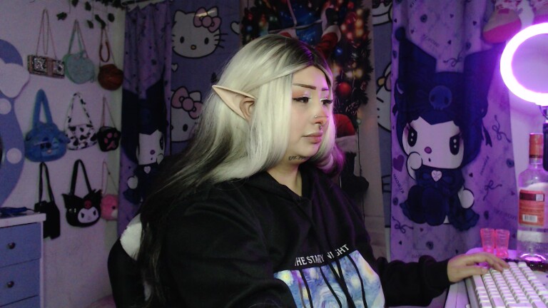 Lussyevans's Streamate show and profile