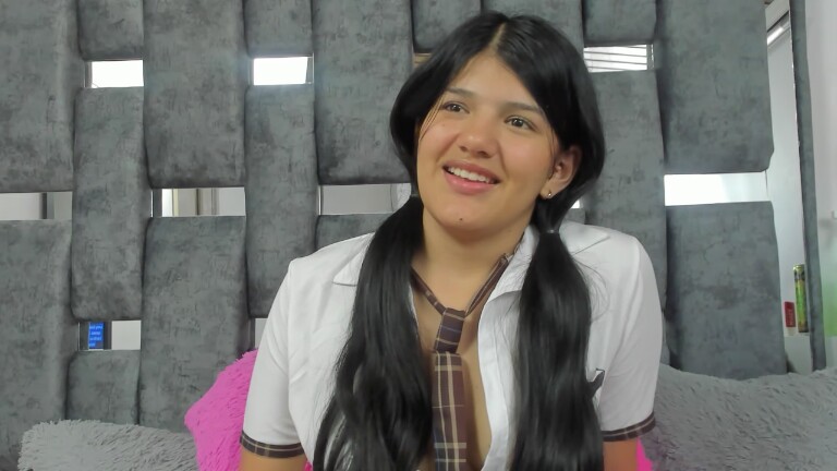 ANGELADIAZz's Streamate show and profile