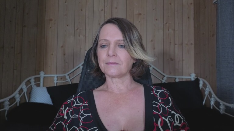 TalliaTravels's Streamate show and profile