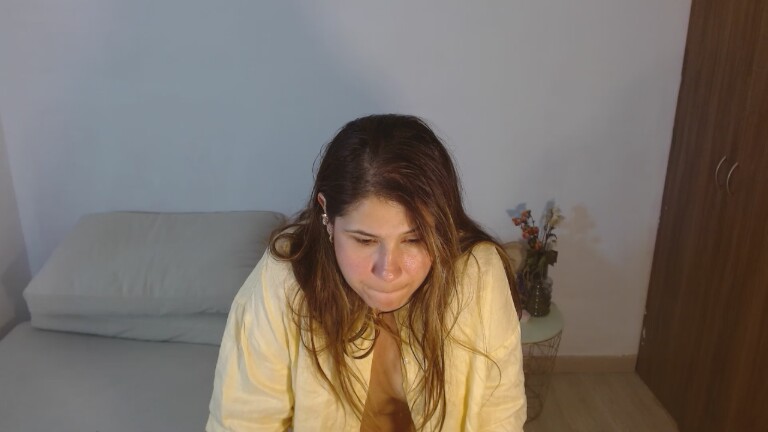 AmaRoyce's Streamate show and profile