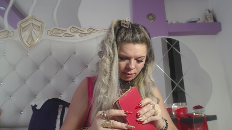 ElinaSwift's Streamate show and profile