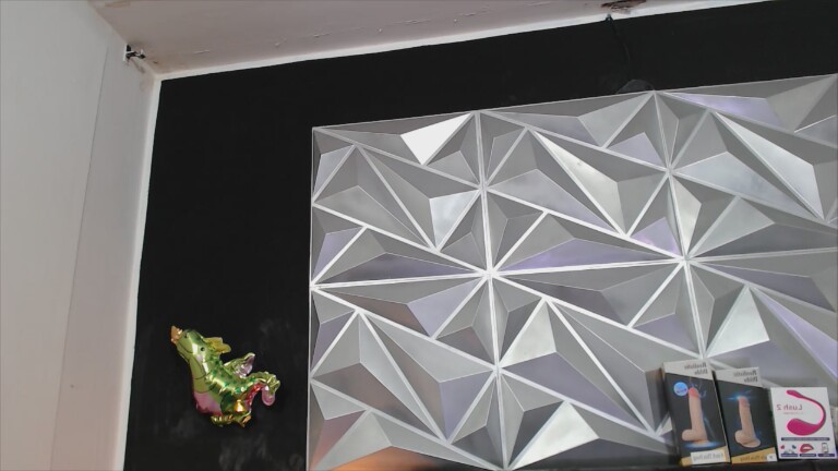 EmmaLush's Streamate show and profile