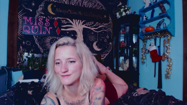 MissQuinCam's Streamate show and profile